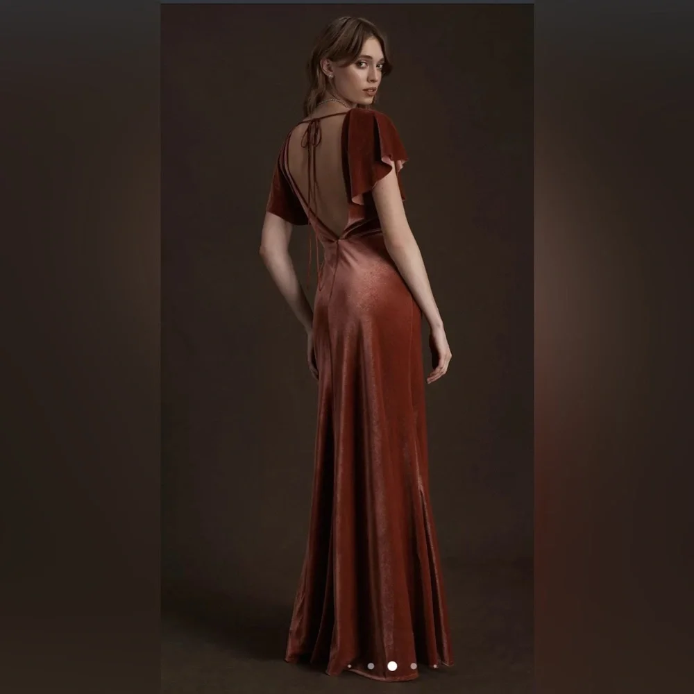 Jenny Yoo Ellis Flutter-Sleeve Open-Back Stretch Velvet Gown~ size 14 - Picture 2 of 12